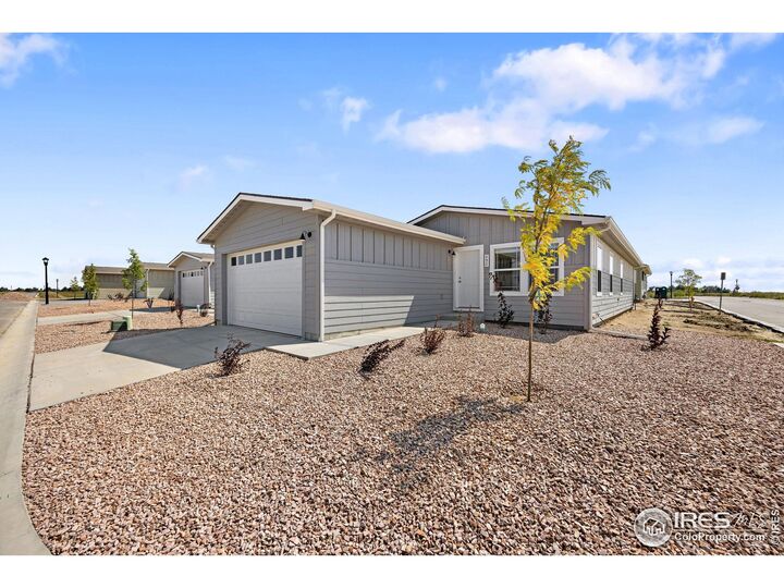 492 Sunset Cliffs Dr  Loveland CO 80537 photo