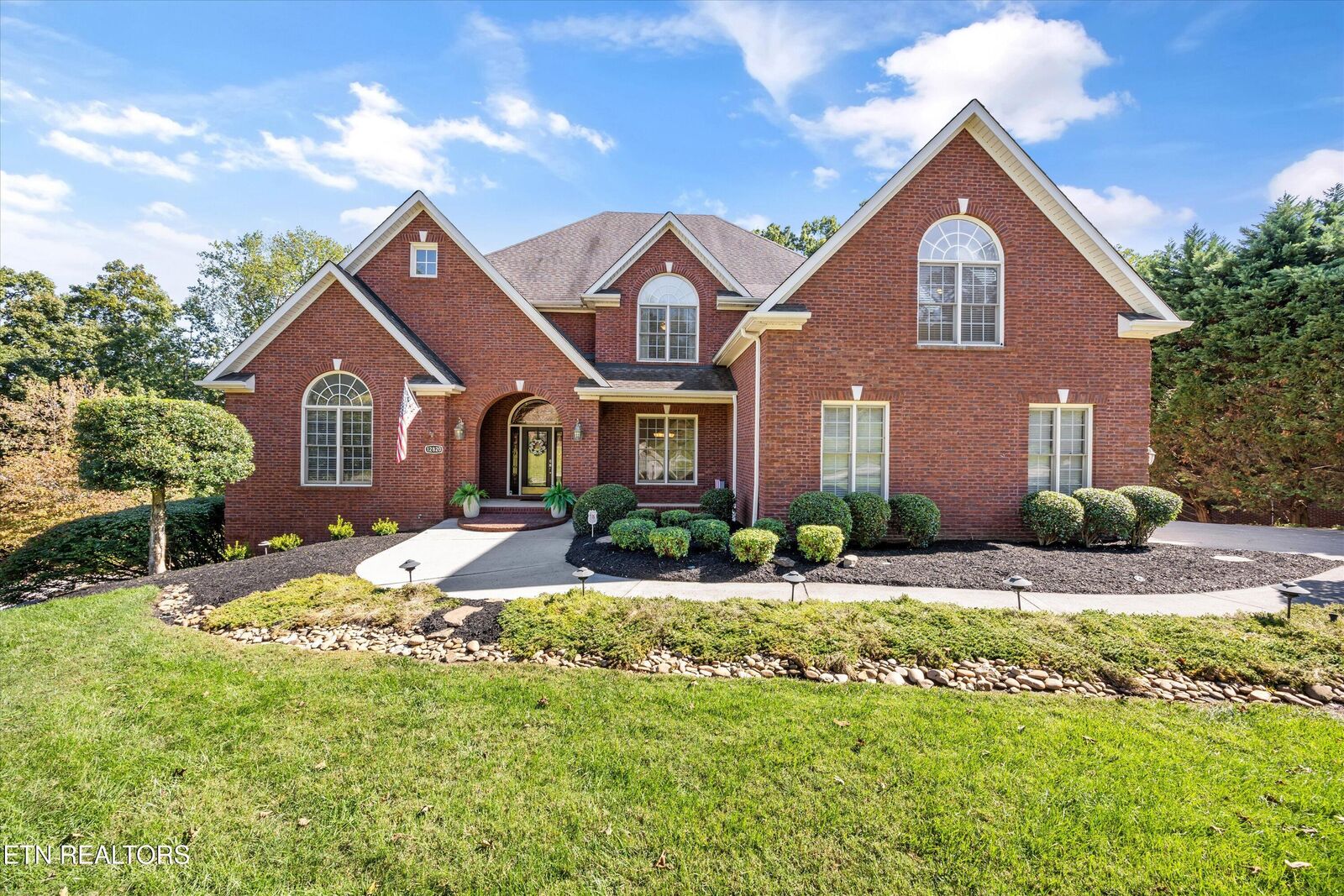 Property Photo: 12820 High Oak Rd TN 37934