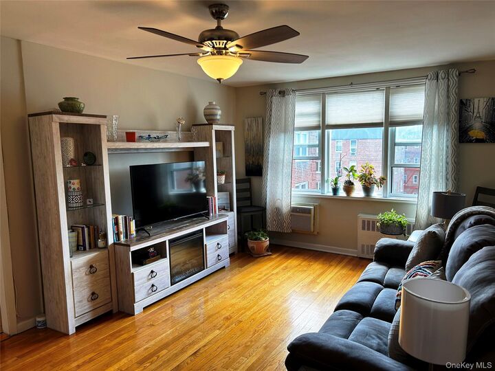 Property Photo:  2 Sadore Lane 7N  NY 10710 