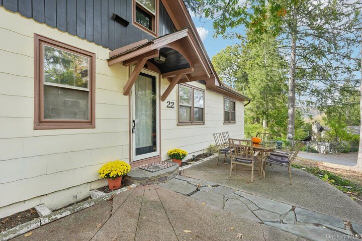 Property Photo:  22 Morgans Way  NY 10925 