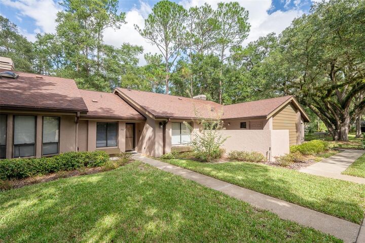 Property Photo: 3907 NW 23rd Circle FL 32605