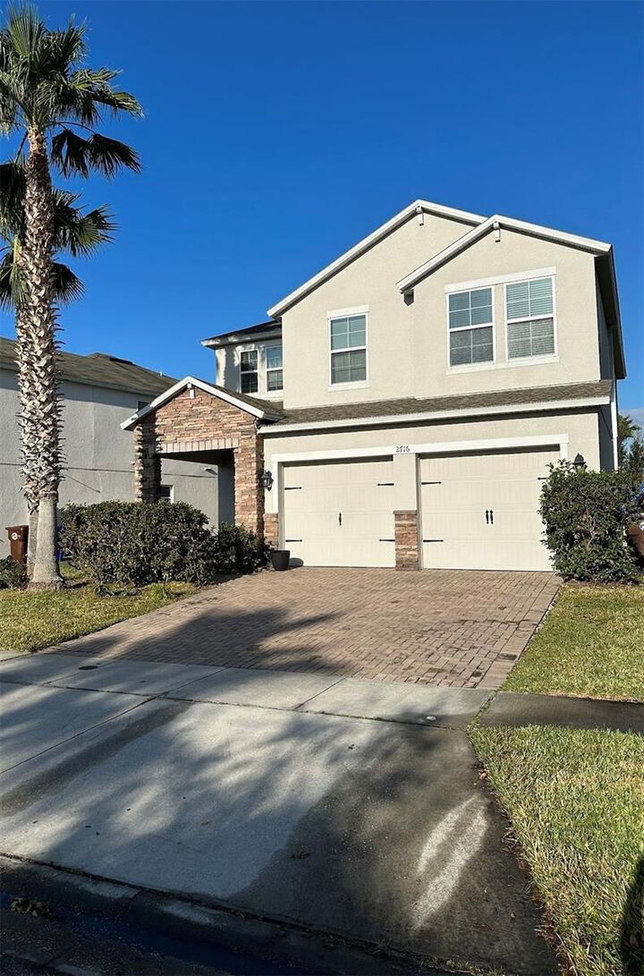 Property Photo: 2716 Monticello Way FL 34741