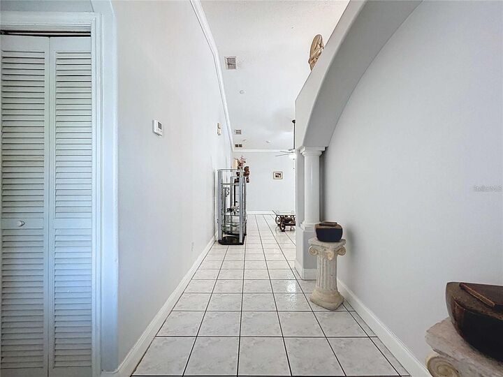 Property Photo: 3324 W Abdella Street FL 33607