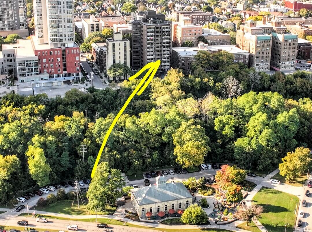 Property Photo:  1919 N Summit Ave  WI 53202 