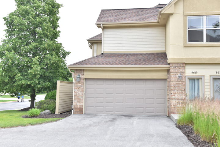 Property Photo: 8619 S Deerwood Ln WI 53132