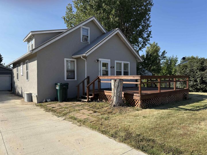 Property Photo:  417 N 4th Street  ND 58763