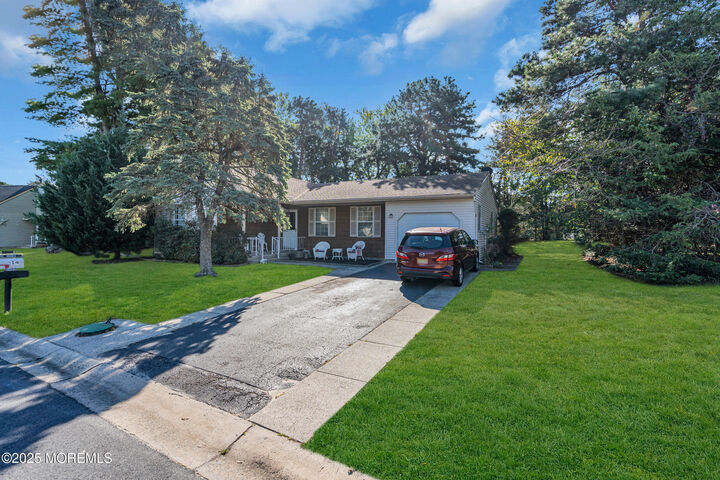 Property Photo:  14 Berkshire Road 64  NJ 08759