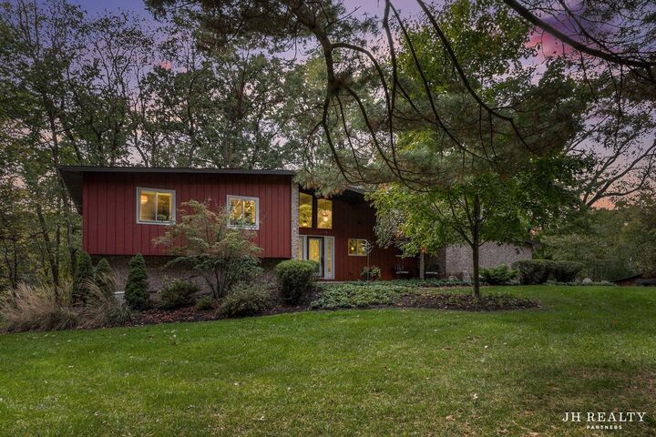 Property Photo: 1565 Cramton Avenue NE MI 49301