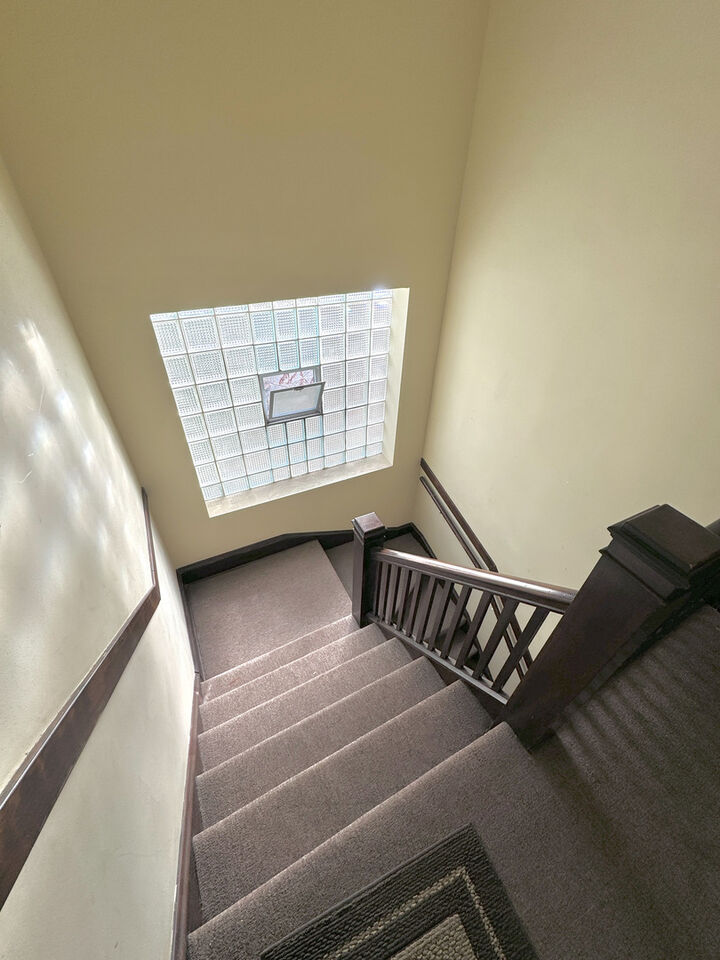 Property Photo: 5904 W Berteau Avenue 2W IL 60634