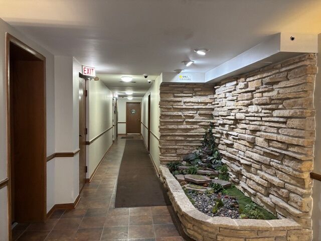Property Photo: 6490 N Northwest Highway 3F IL 60631