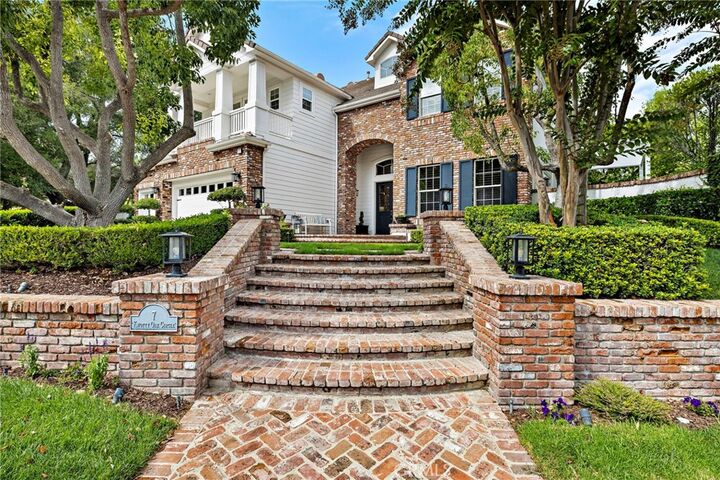 Property Photo:  7 Knotty Oak Circle  CA 92679 