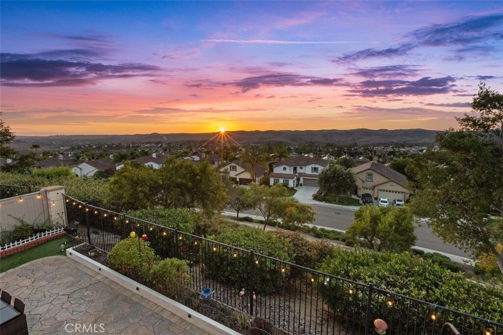 Property Photo: 1105 Breakaway CA 92057