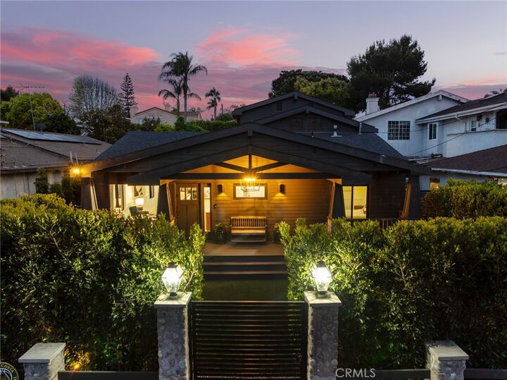 Property Photo: 1012 10th Street CA 90266