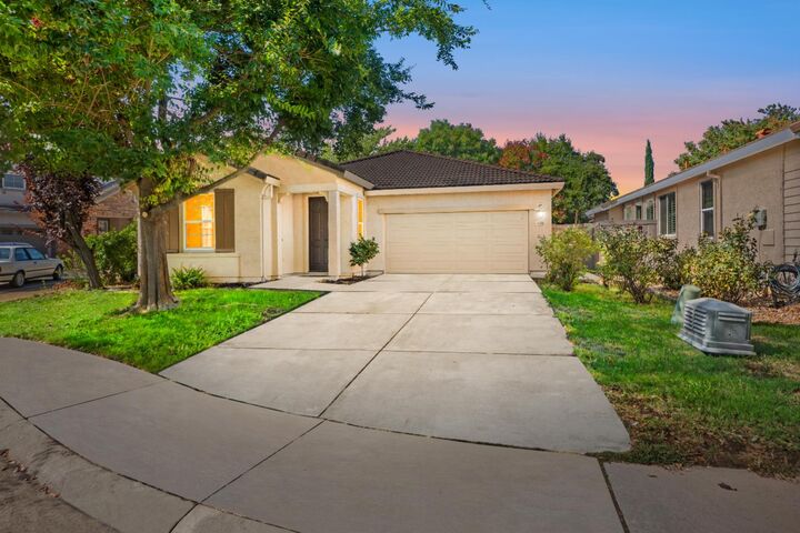 4048 Kalamata  Rancho Cordova CA 95742 photo