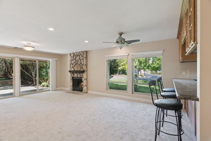 Property Photo: 3876 Scenic Court CA 95762