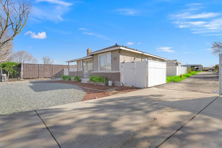 6224 Fowler Ave  Sacramento CA 95828 photo