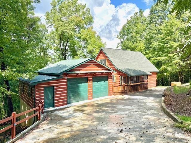 Property Photo: 1571 Mangums Trail GA 30513