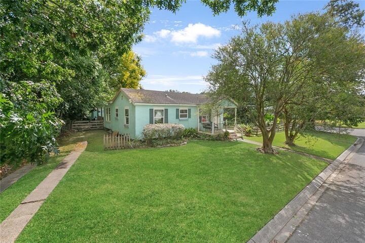 Property Photo: 116 Danny Drive LA 70131