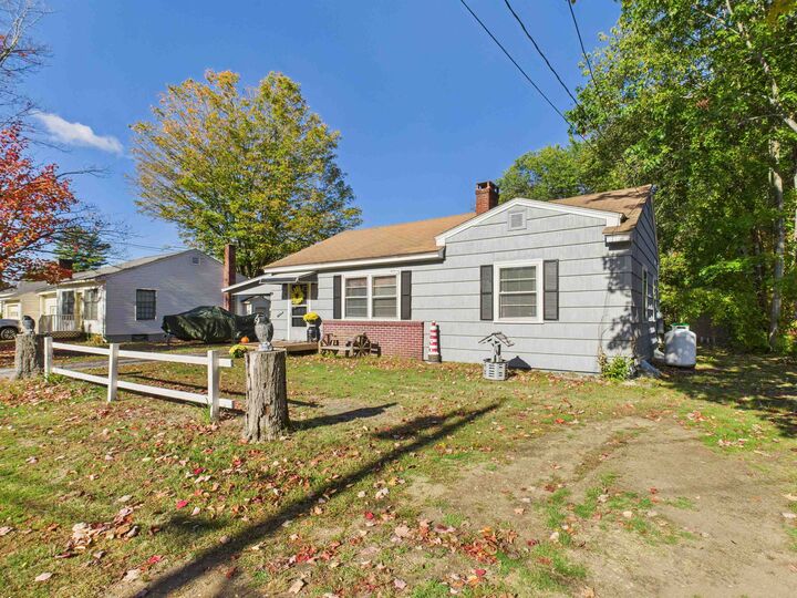Property Photo: 6 Young Court NH 03431