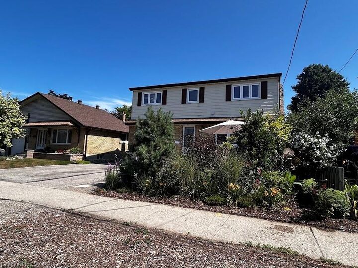 476 Prospect Avenue Main  Kitchener ON N2A 1E1 photo