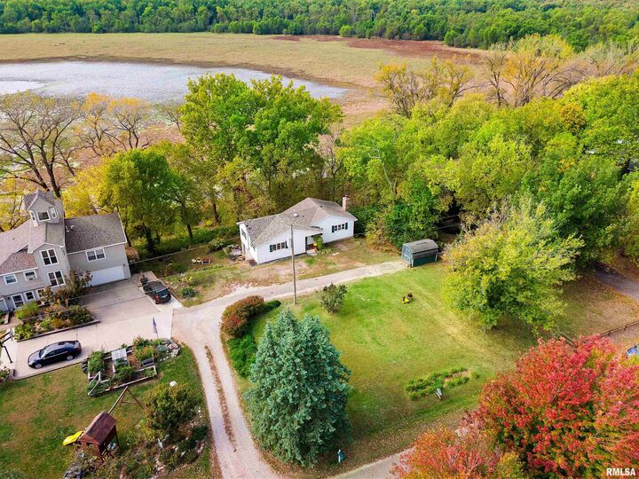 Property Photo: 7 Sycamore Bay Road IL 61540