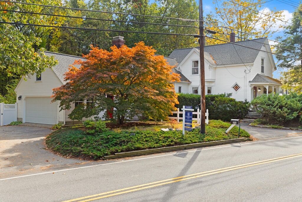 Property Photo: 214 Graniteville Rd MA 01824