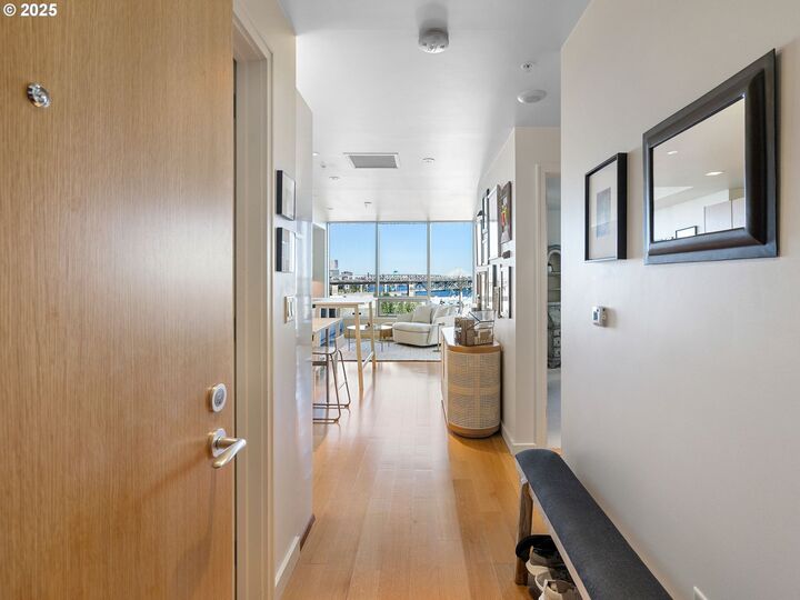 Property Photo:  3570 S River Pkwy 805  OR 97239 