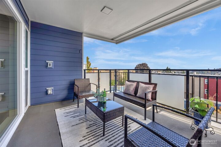Property Photo: 2510 W Bertona Street 322 WA 98199