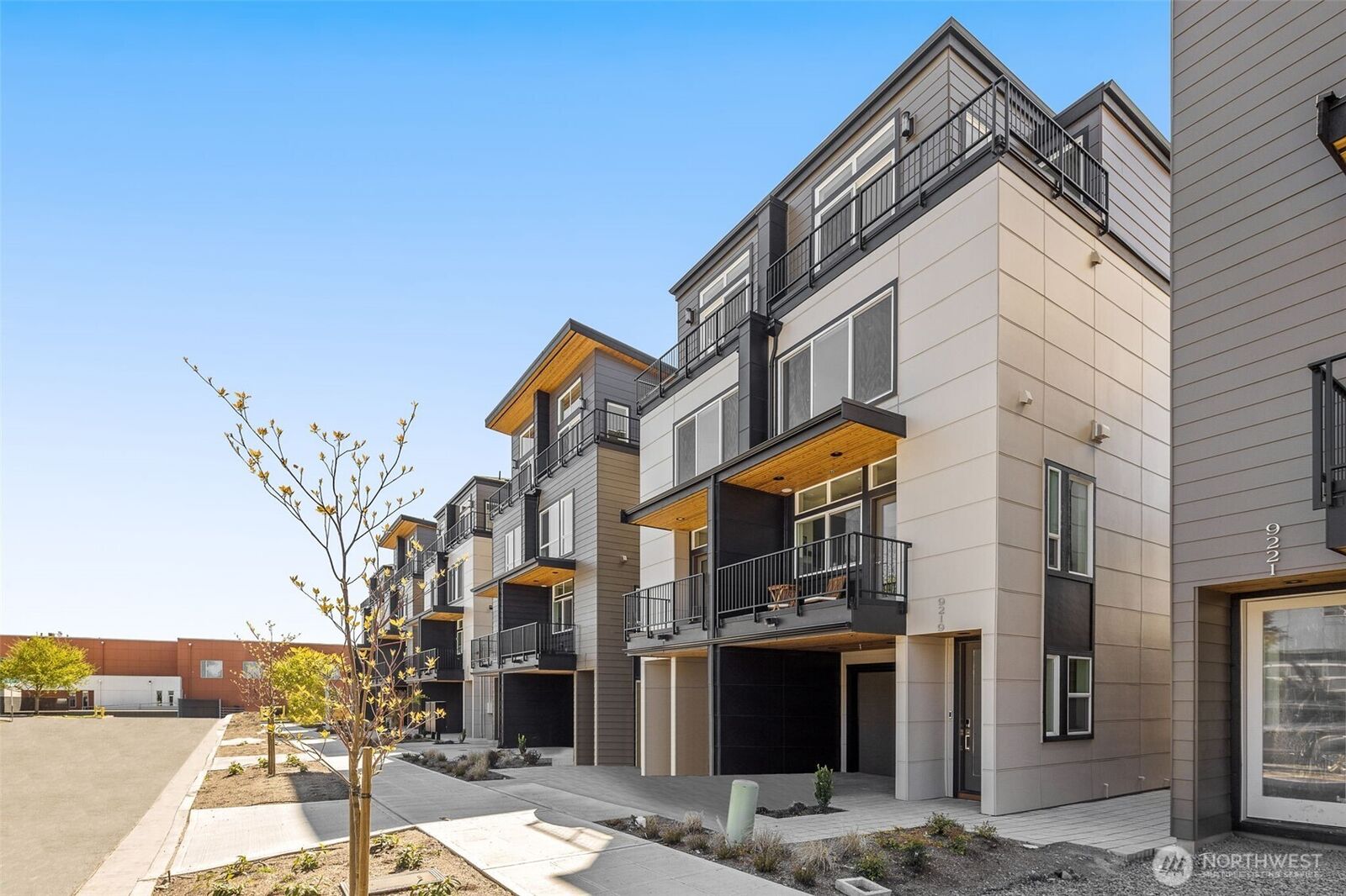 Property Photo: 9207 Densmore Avenue N WA 98103