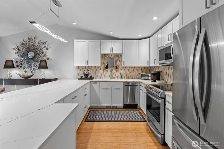 6020 N Highlands Parkway 38  Tacoma WA 98406 photo