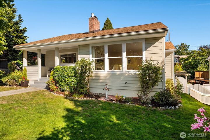 5942  46th Avenue SW  Seattle WA 98136 photo