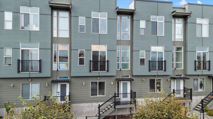 Property Photo:  2132 S G Street  WA 98405 