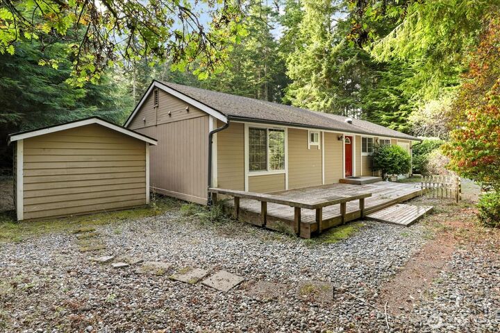 Property Photo: 3100 Sea Eagle Lane WA 98253