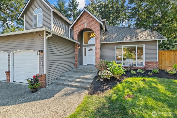 Property Photo: 23109 NE 18th Place WA 98074