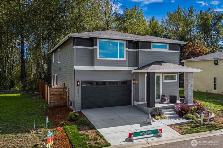 Property Photo: 19512 116 Place SE WA 98031