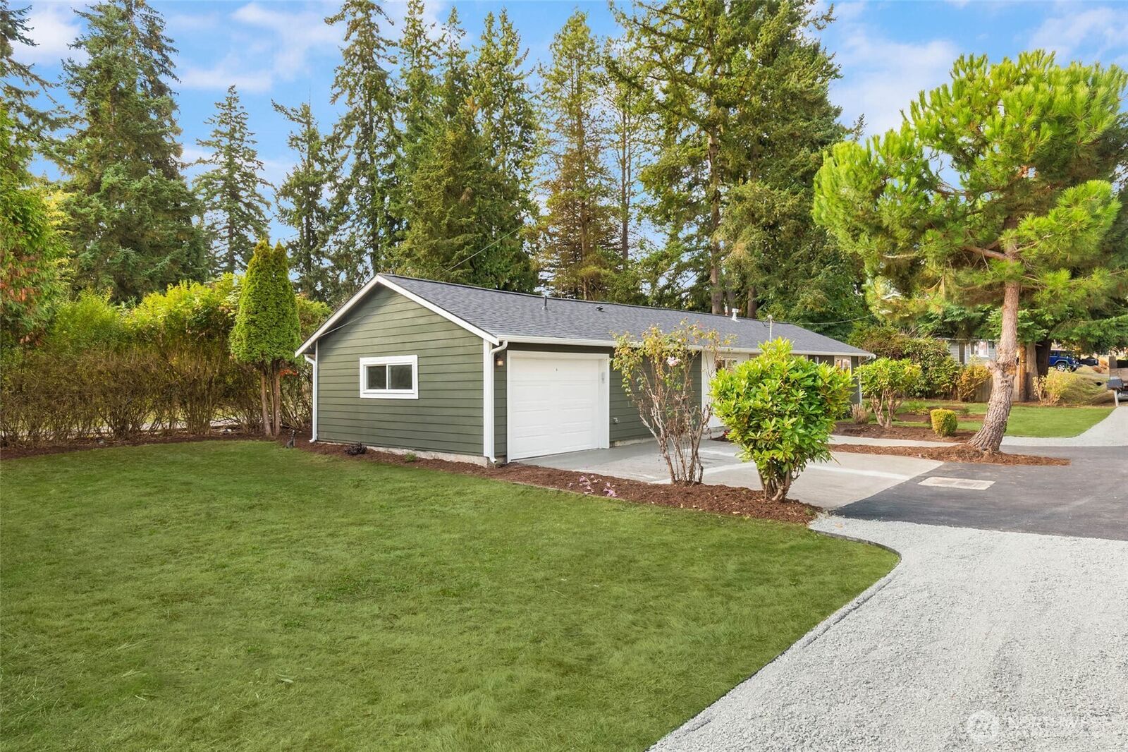 Property Photo: 5502 216th Street SW WA 98043