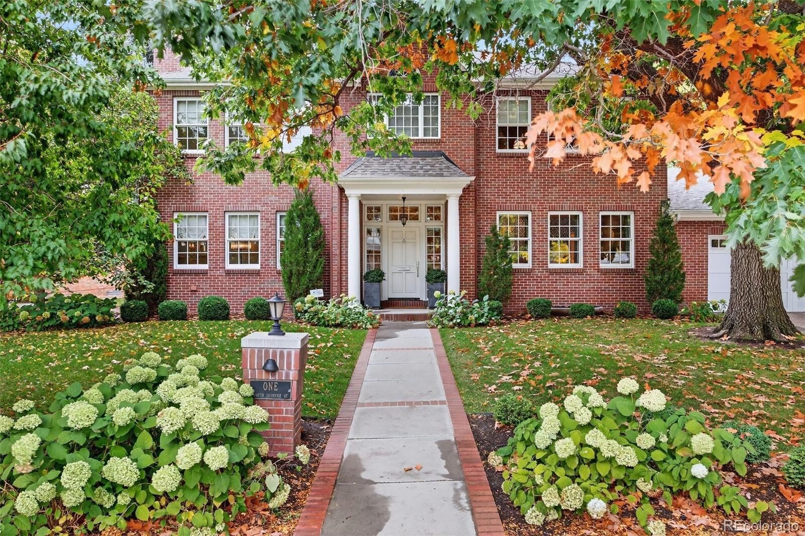 Property Photo: 1 S Jasmine Street CO 80224
