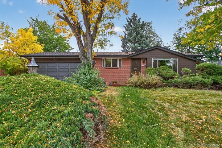 Property Photo: 1288 S Drexel Way CO 80232