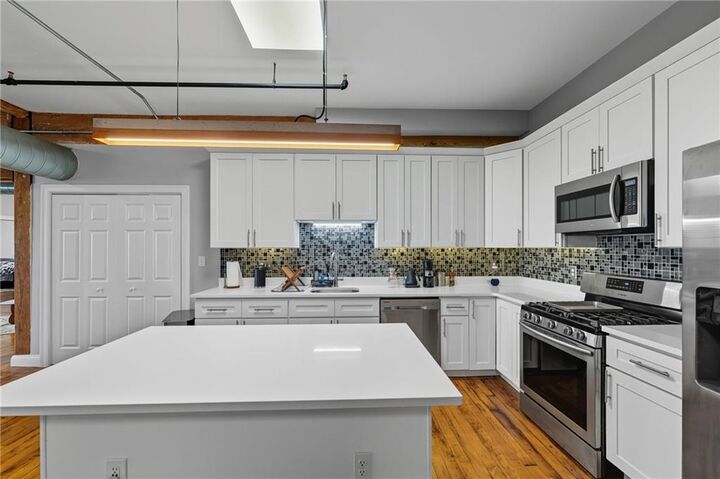 Property Photo:  396 Roosevelt Avenue  RI 02863