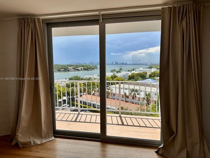 Property Photo: 6900 Bay Dr 8D FL 33141