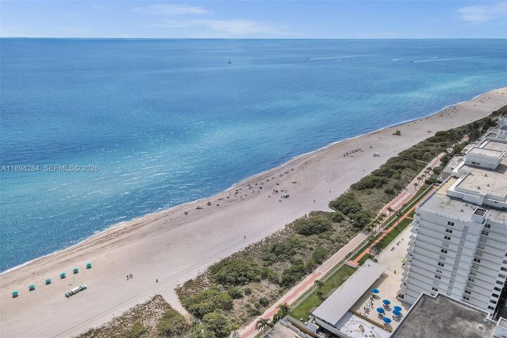 Property Photo: 5601 Collins Ave 504 FL 33140