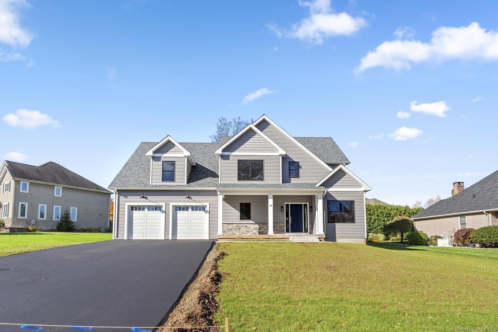 Property Photo:  19 Jacob Drive  CT 06109 