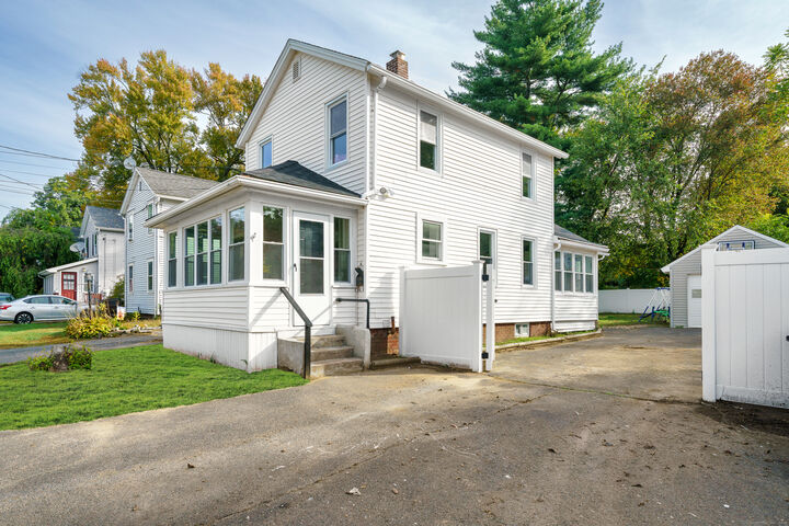 6 Cedar Street  Enfield CT 06082 photo