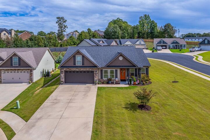 Property Photo: 174 Mistwood Lane SC 29316