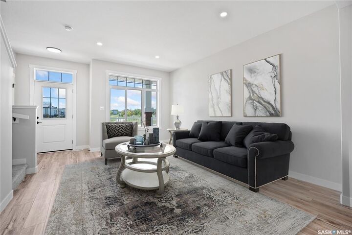 Photo de la propriété: 1745 West Market Street SK S4Y 0G2
