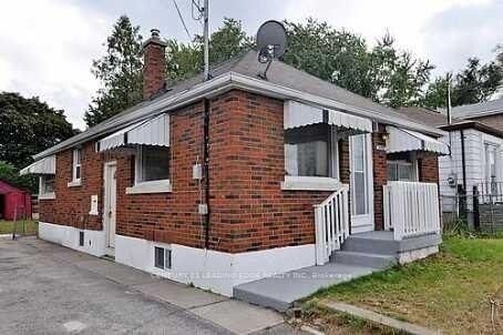 4075 Lawrence Avenue E  Toronto ON M1E 2R6 photo