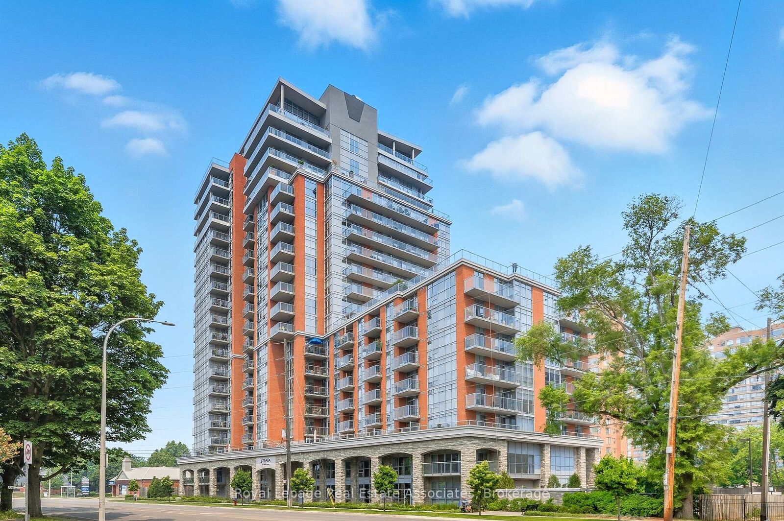 Property Photo: 551 Maple Avenue 1407 ON L7S 1M7