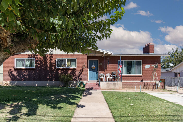 Property Photo:  358 W 200 S  UT 84770 