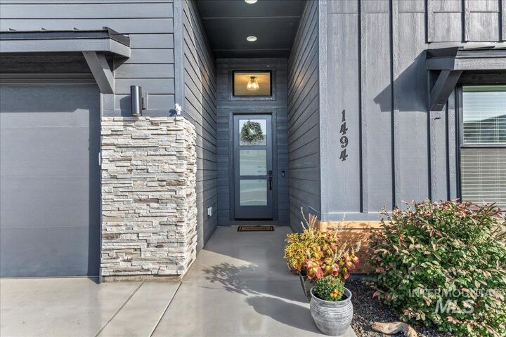 Property Photo: 1494 W Fluorite St. ID 83634