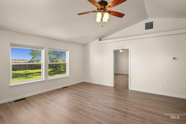 Property Photo: 106 Riverview ID 83352